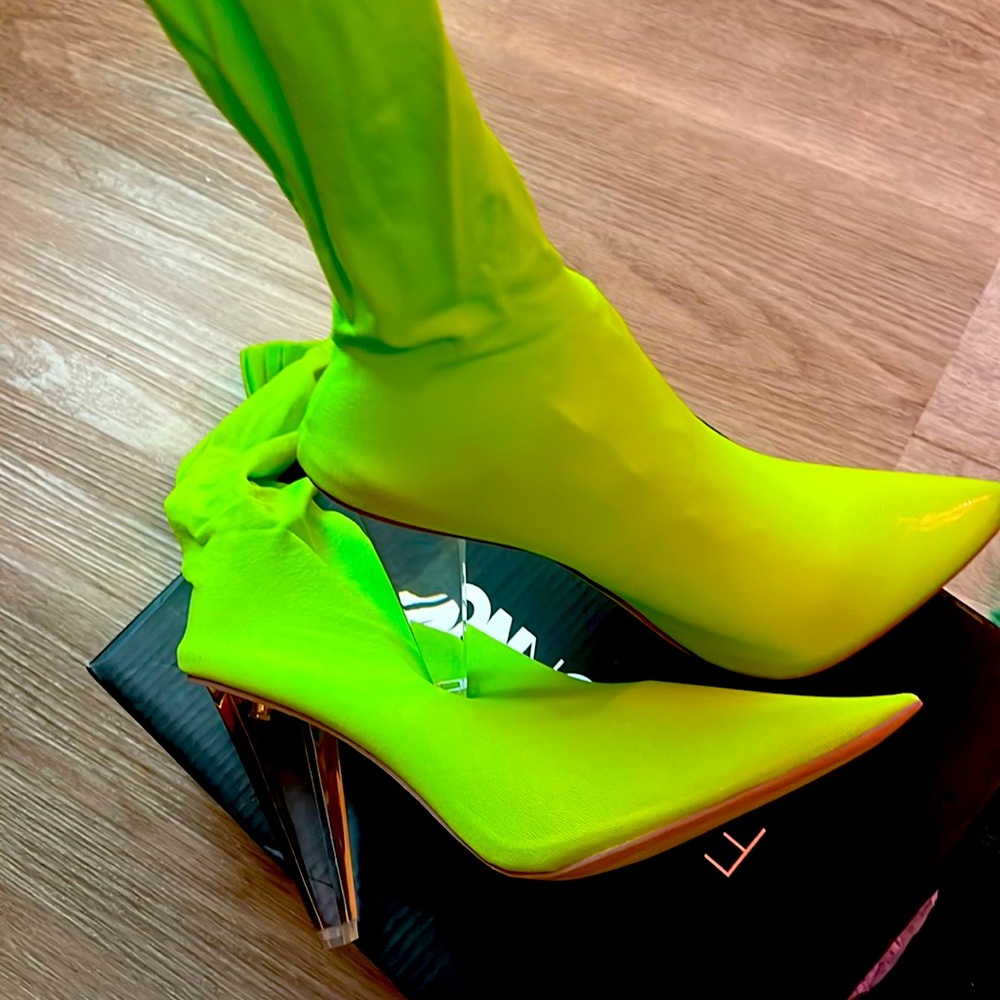 Heeled sock boots